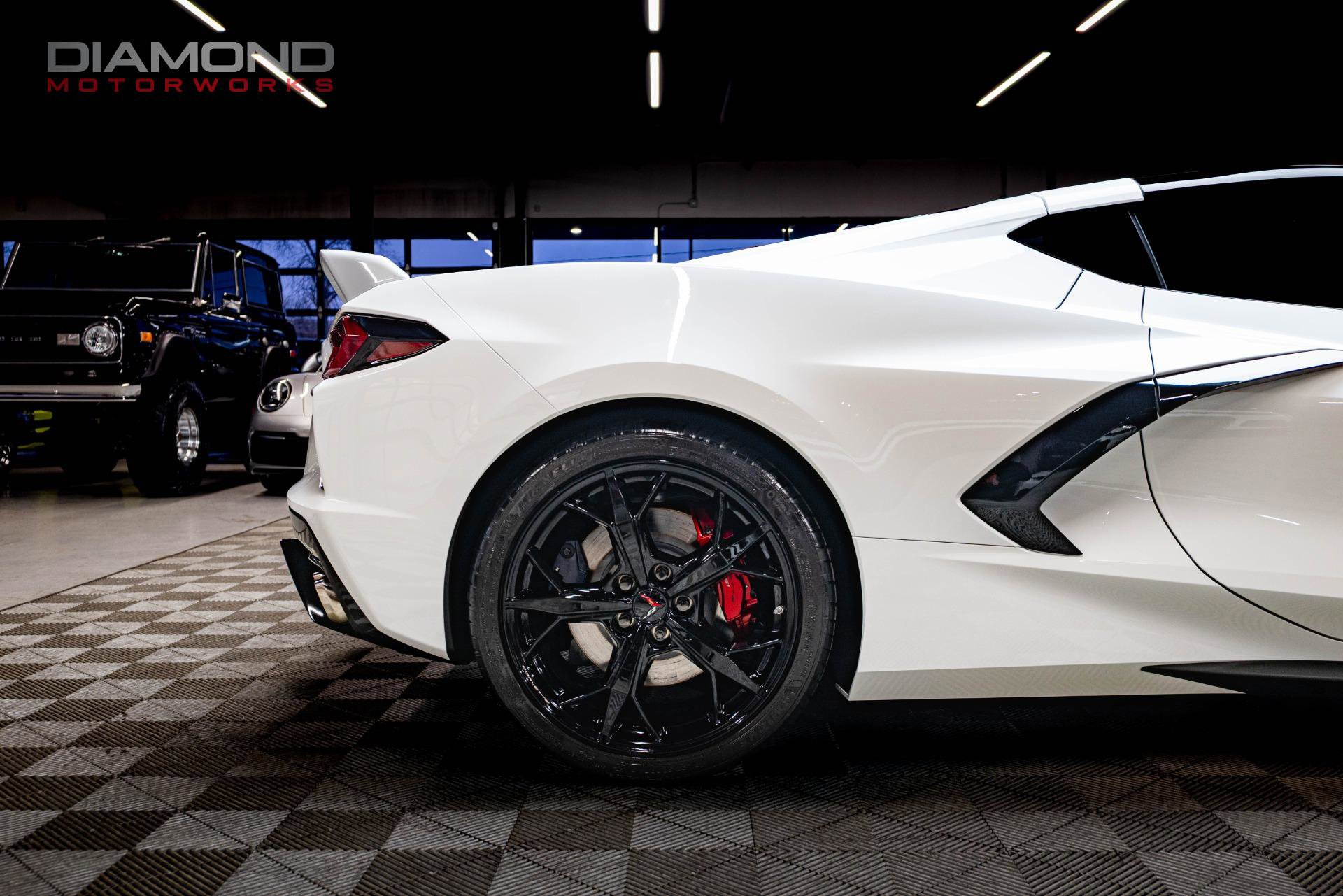 Used 2022 Chevrolet Corvette Stingray Coupe w/ Z51 Performance Package RWD image 23