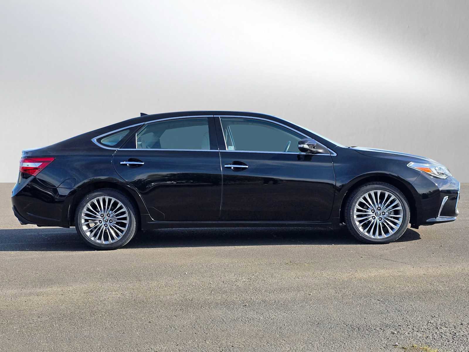 Certified 2018 Toyota Avalon Limited w/ All Weather Liner Package image 2