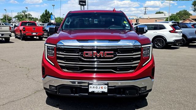 Used 2023 GMC Sierra 1500 SLT w/ SLT Premium Package AWD/4WD image 3