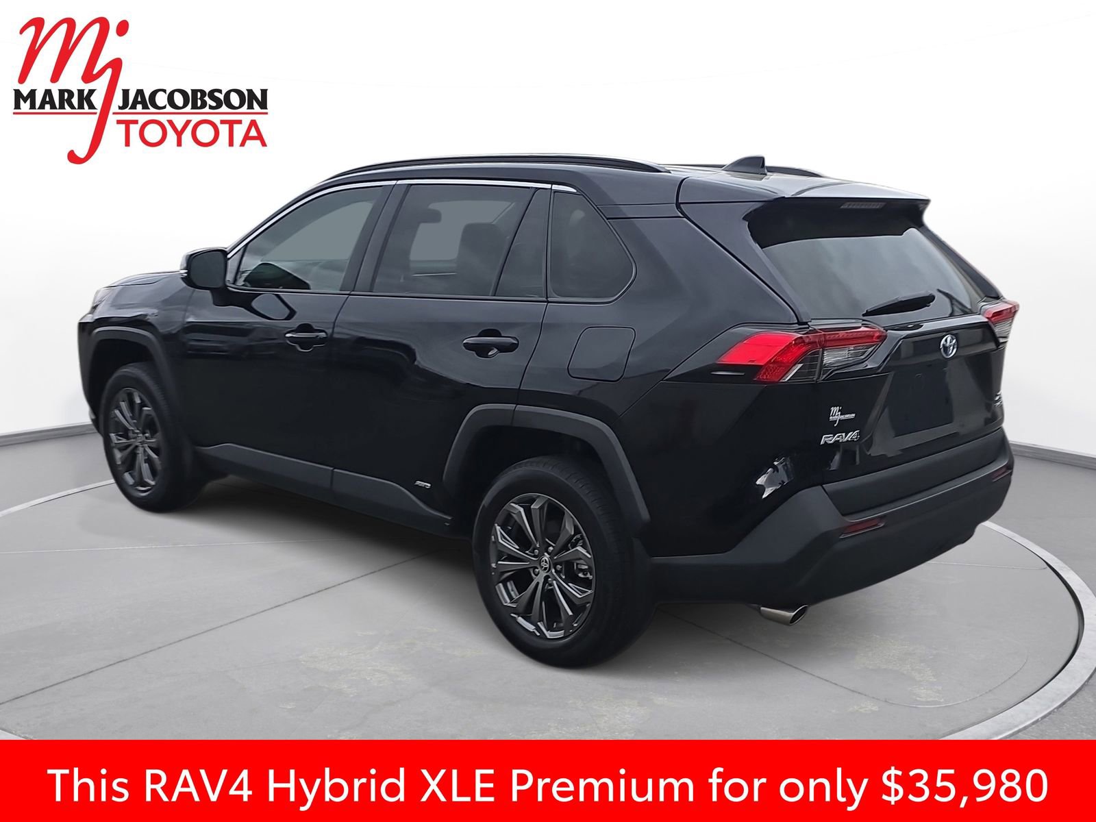 Used 2024 Toyota RAV4 XLE Premium w/ Weather Package image 13