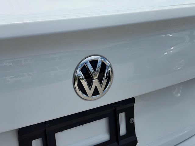 Used 2019 Volkswagen Jetta SEL w/ Cold Weather Package FWD image 13