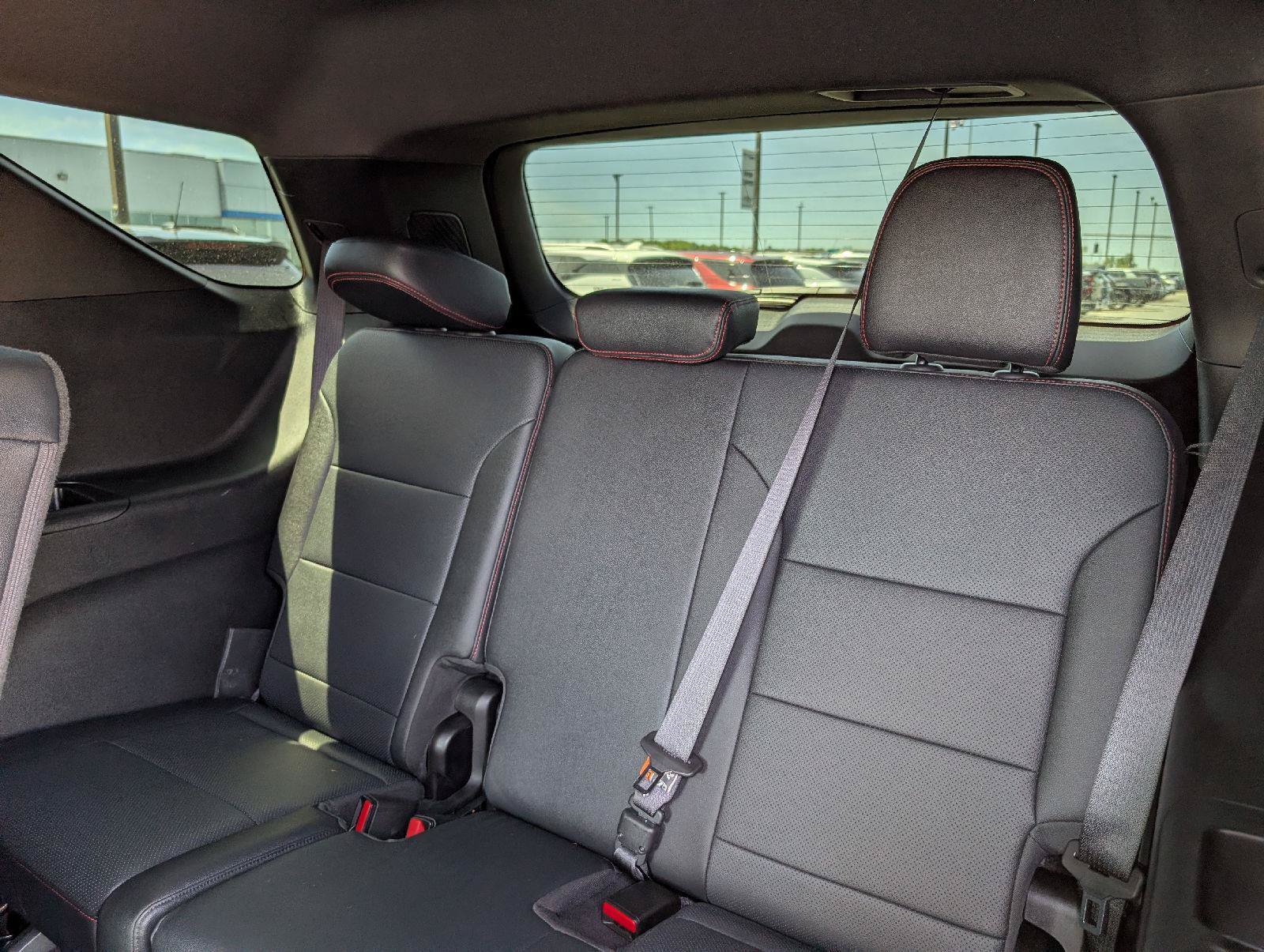 Used 2024 Chevrolet Traverse Z71 AWD/4WD image 10
