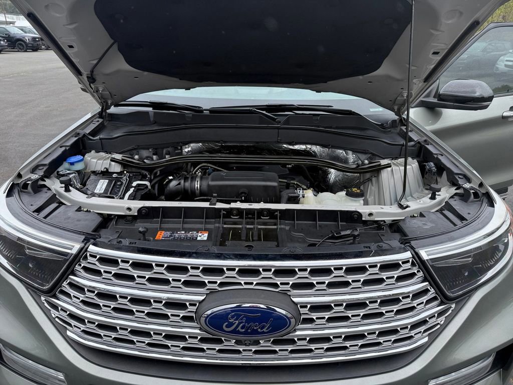 Used 2020 Ford Explorer Limited AWD/4WD image 21