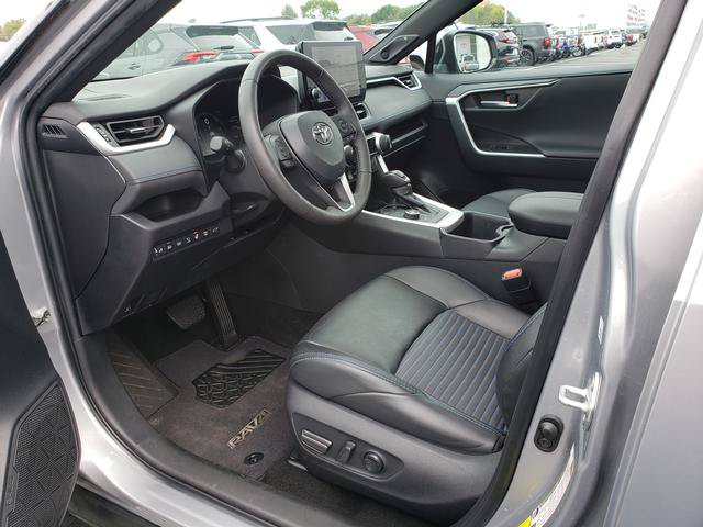 Used 2023 Toyota RAV4 XSE AWD/4WD image 10