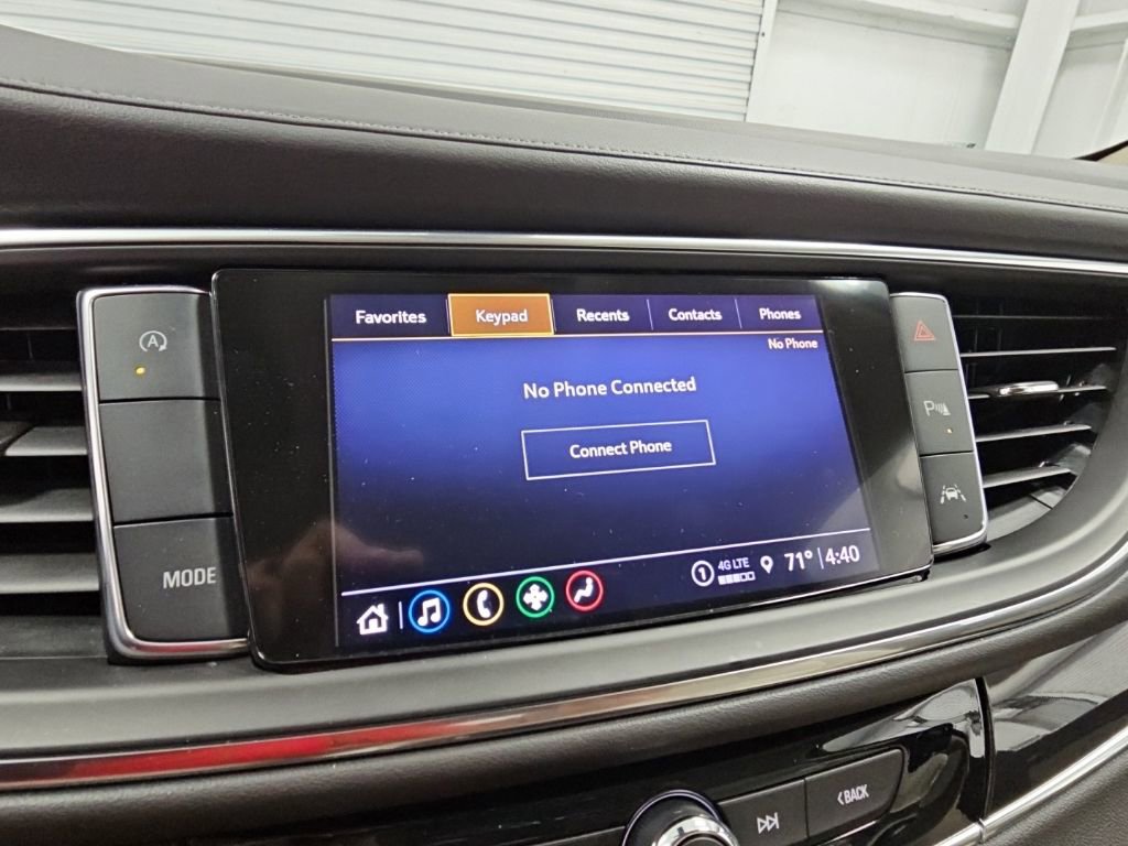 Used 2023 Buick Enclave Essence w/ Sport Touring Edition FWD image 17