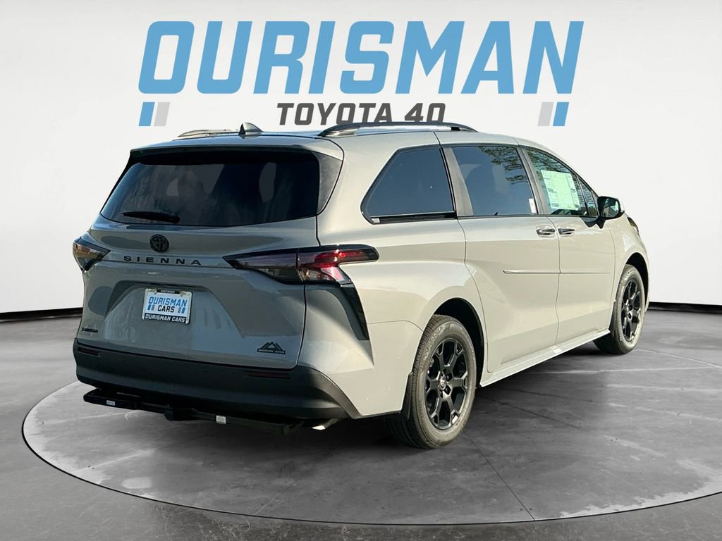 New 2026 Toyota Sienna XLE Woodland Edition image 7