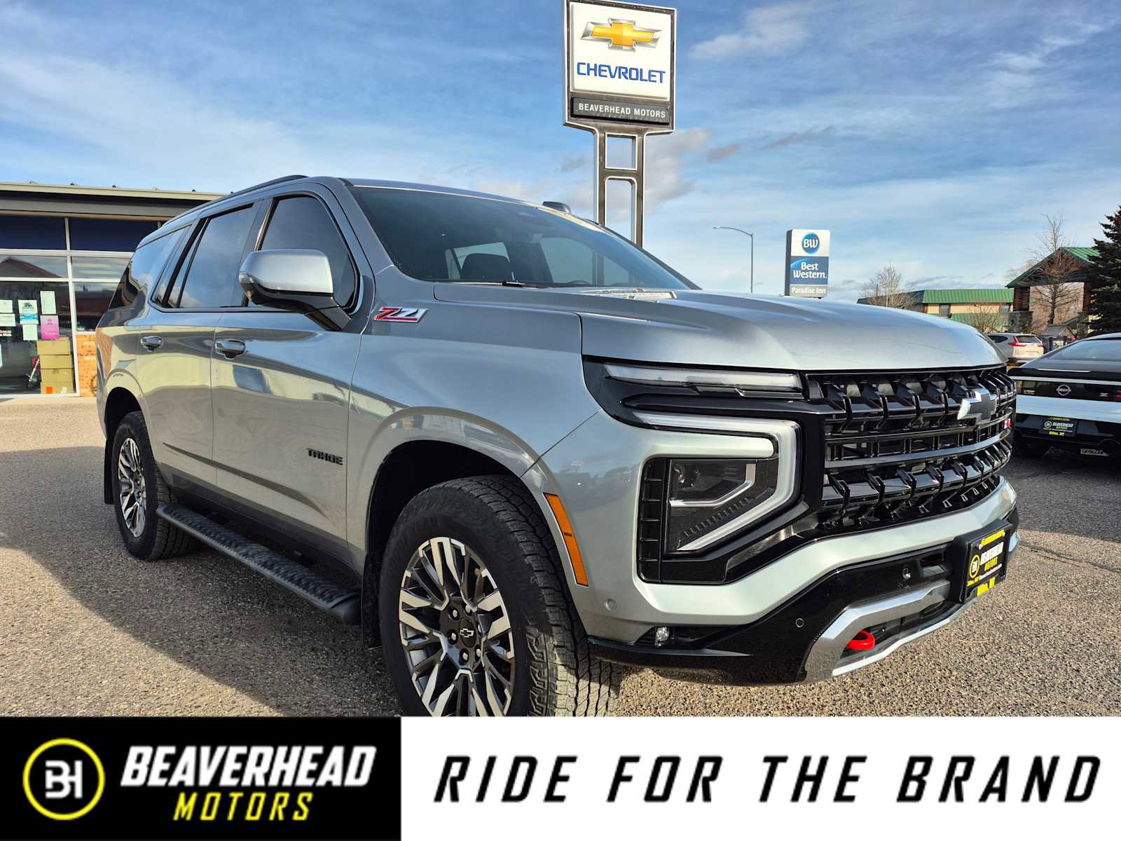 Used 2025 Chevrolet Tahoe Z71 w/ Z71 Off-Road Package image 1