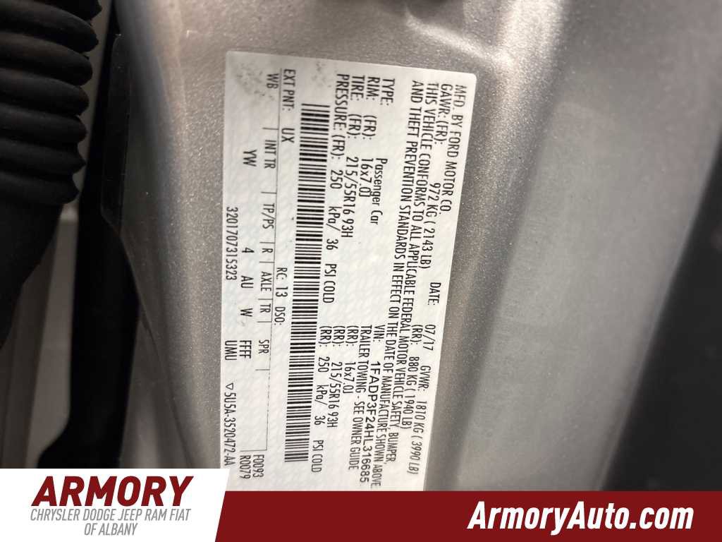 Used 2017 Ford Focus SE w/ Cold Weather Package image 39