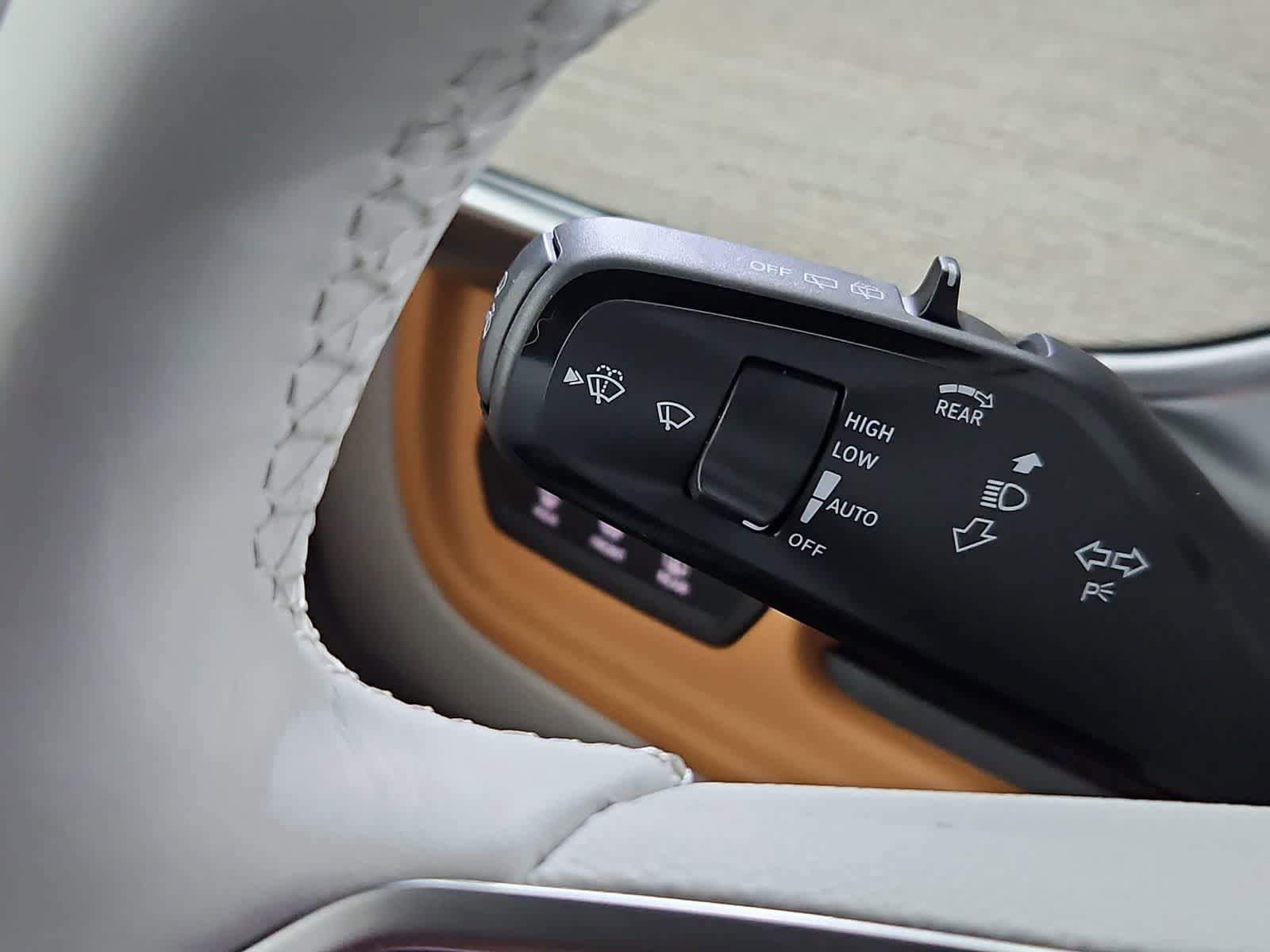 New 2025 Volkswagen ID. Buzz Pro S Plus AWD/4WD image 27