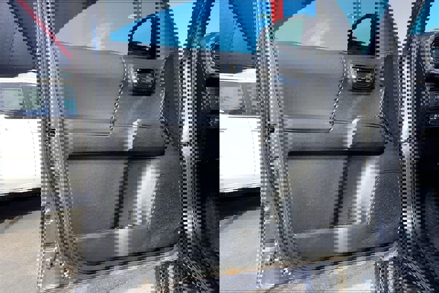 Used 2023 Toyota Tacoma TRD Off-Road image 22