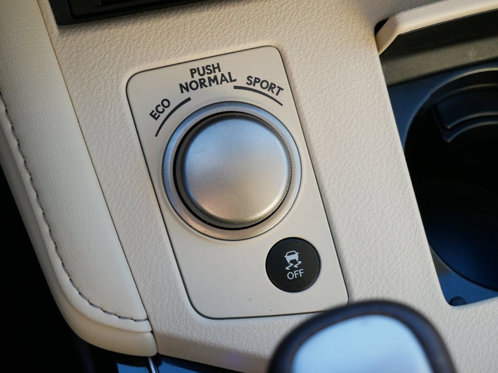Used 2017 Lexus ES 350 w/ Premium Package FWD image 26