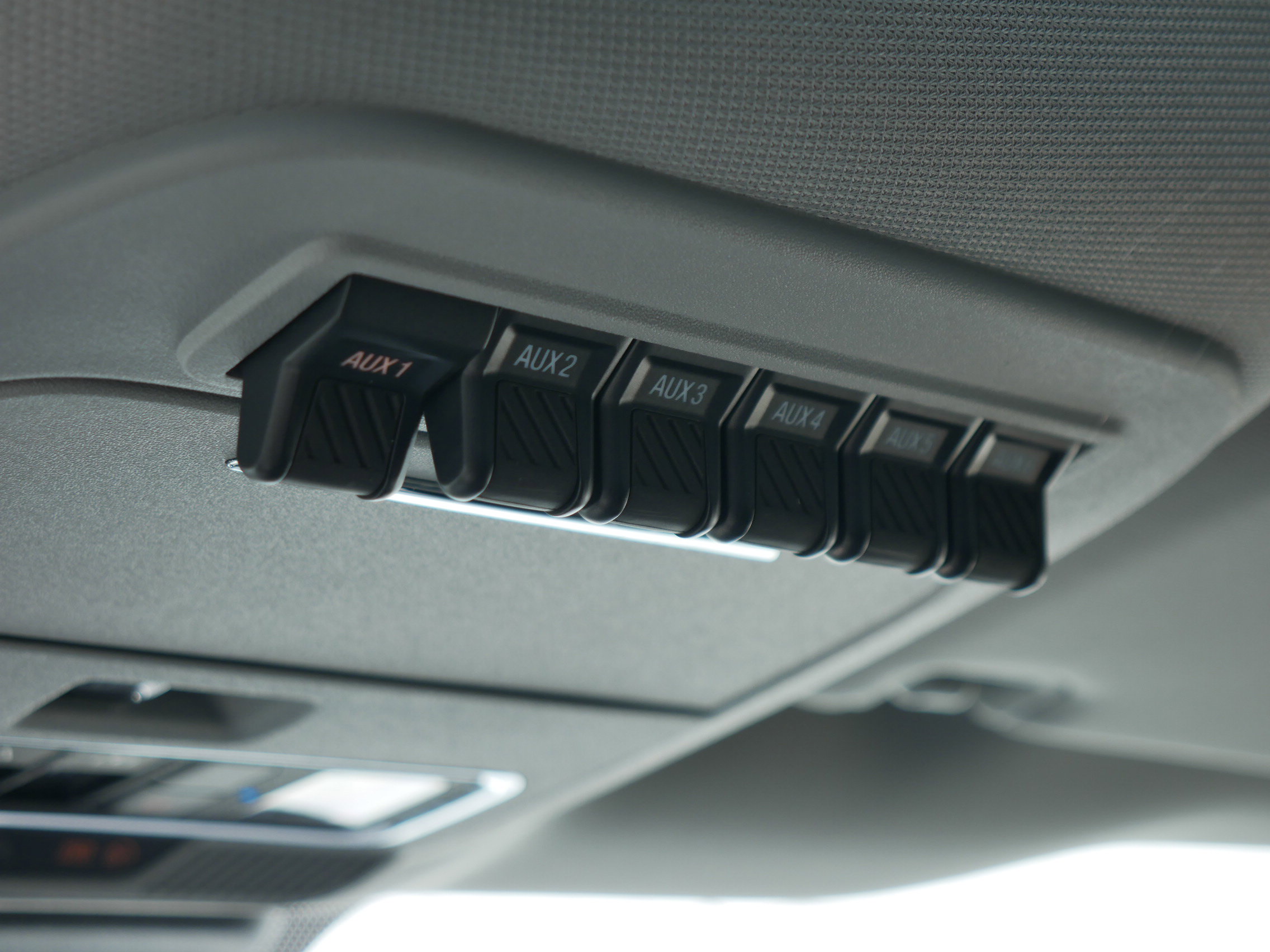 New 2025 Ford F350 Lariat w/ Lariat Ultimate Package image 12