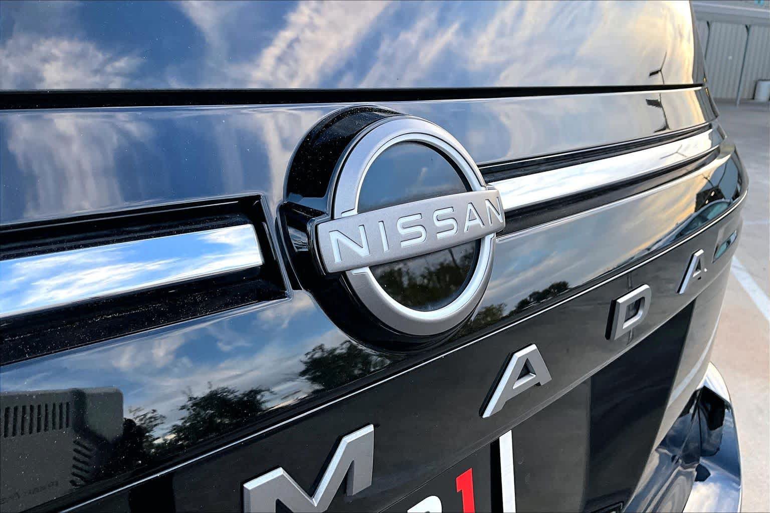 Certified 2025 Nissan Armada SV AWD/4WD image 10