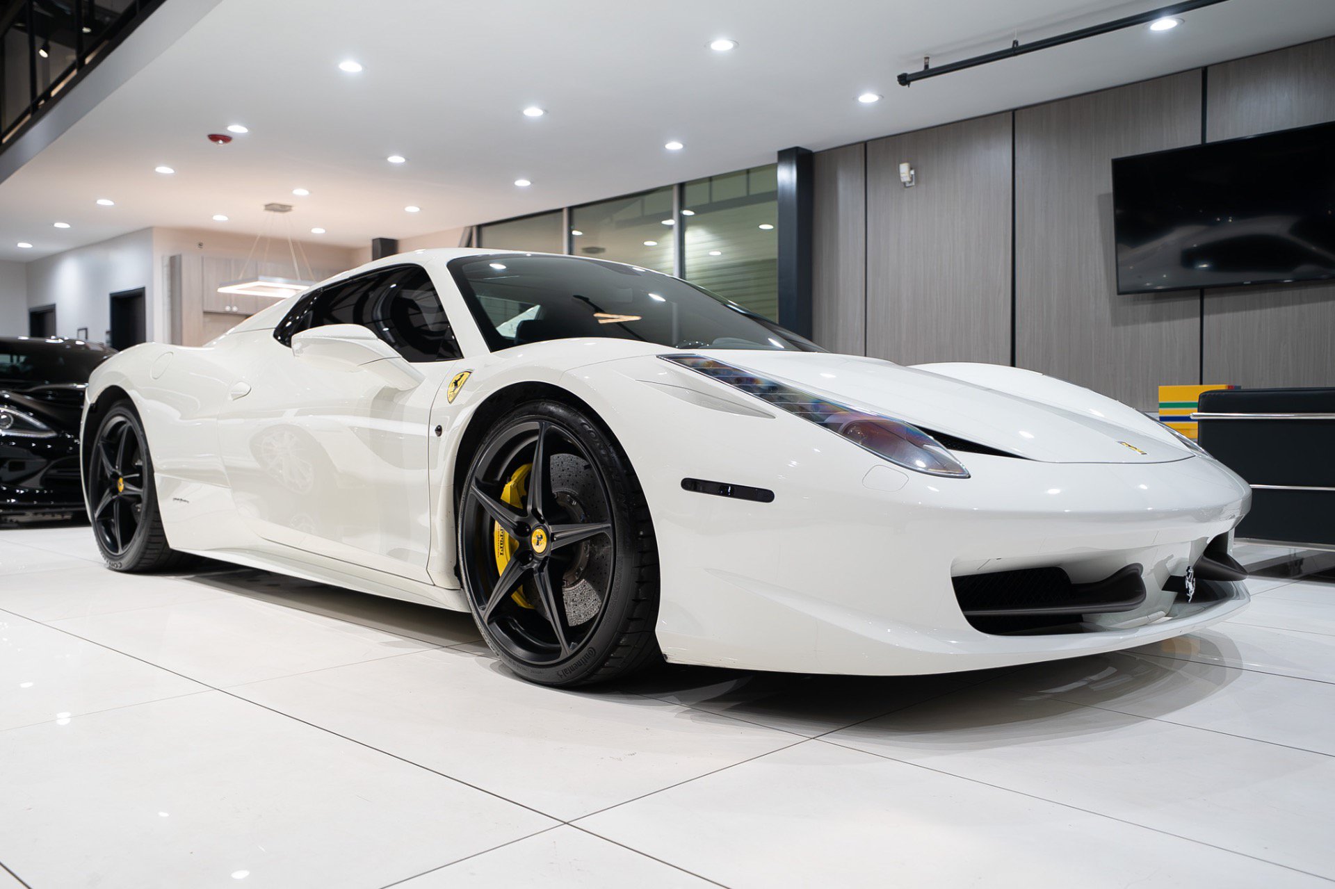 Used 2013 Ferrari 458 Spider RWD image 31