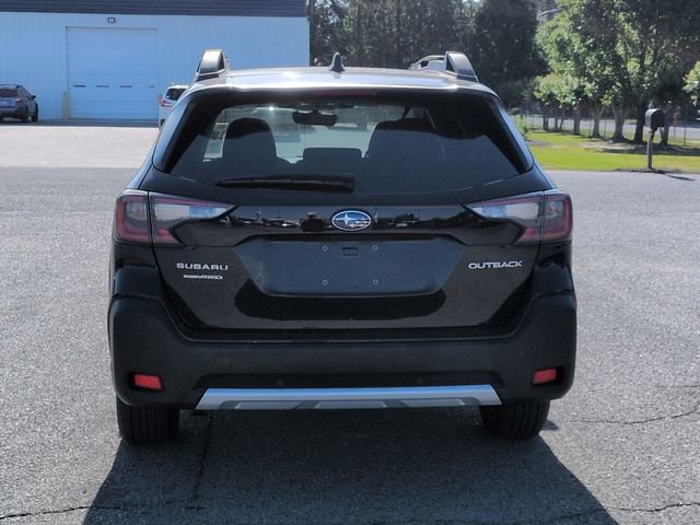 Used 2023 Subaru Outback Limited AWD/4WD image 4
