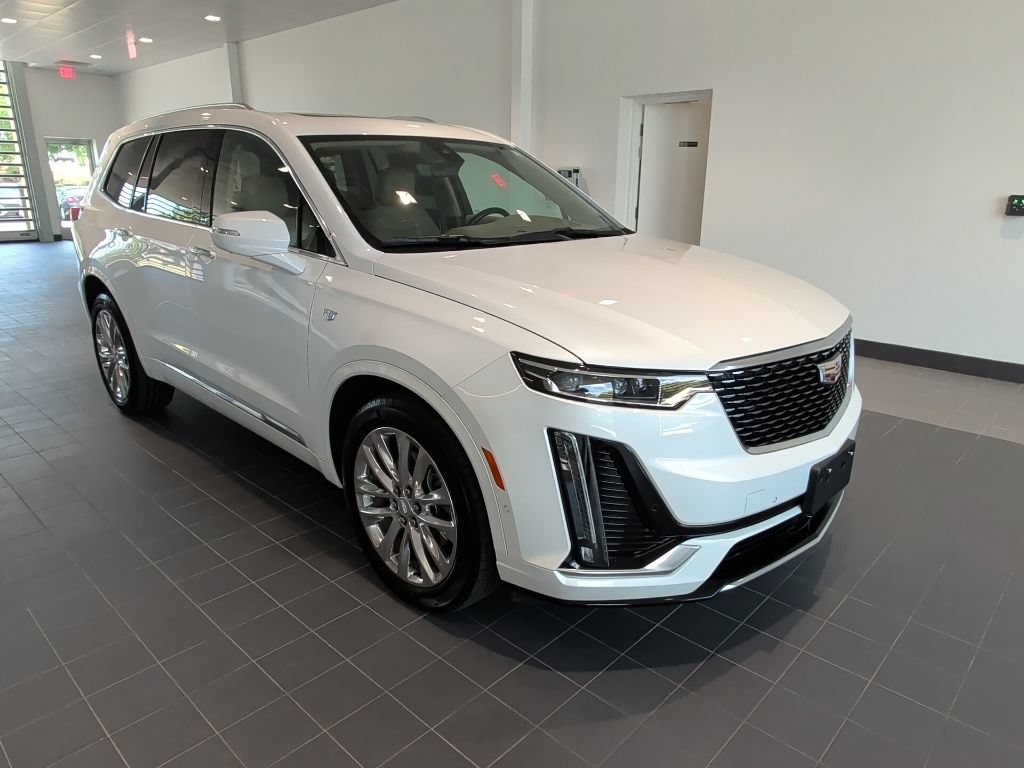 Certified 2022 Cadillac XT6 Premium Luxury w/ Platinum Package
