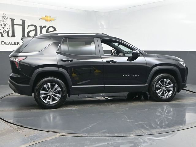 Used 2025 Chevrolet Equinox LT w/ Convenience Package II image 36