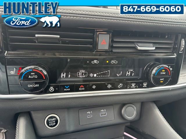 Used 2023 Nissan Rogue Platinum w/ Platinum Premium Package image 26