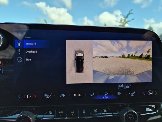 Used 2024 Chevrolet Blazer EV LT AWD/4WD image 25