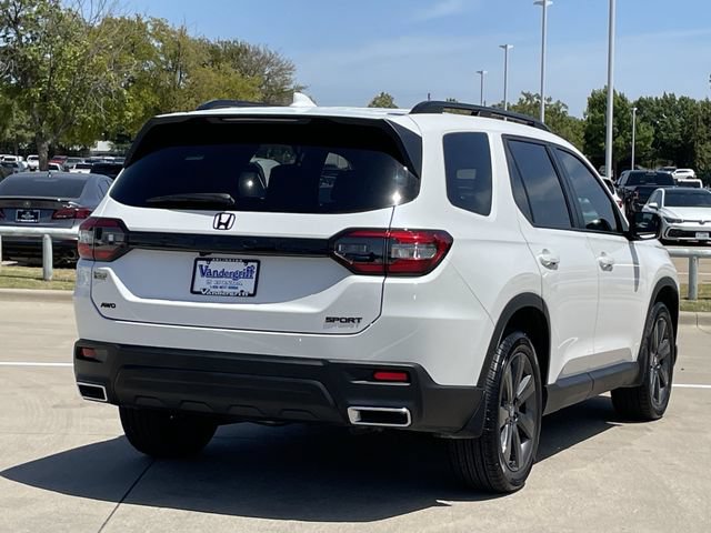 Certified 2025 Honda Pilot Sport image 4