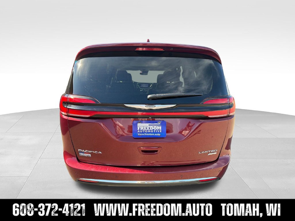 Used 2021 Chrysler Pacifica Limited w/ Premium & Safety Sphere Group AWD/4WD image 4