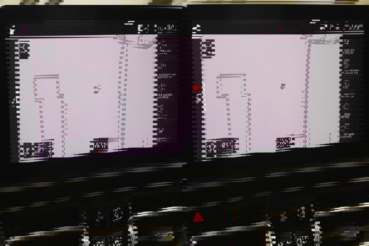 Used 2025 BMW 840i xDrive w/ M Sport Professional Package image 19