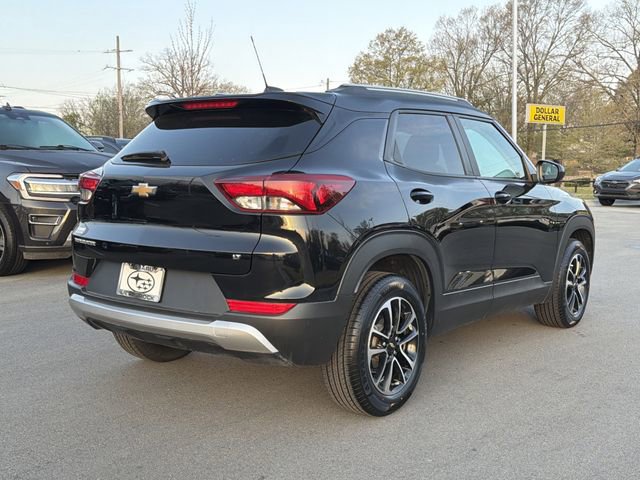 Used 2024 Chevrolet TrailBlazer LT FWD image 3
