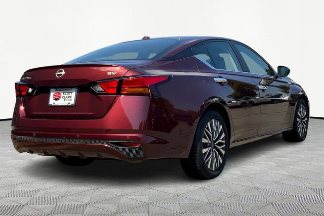 Used 2024 Nissan Altima 2.5 SV image 5