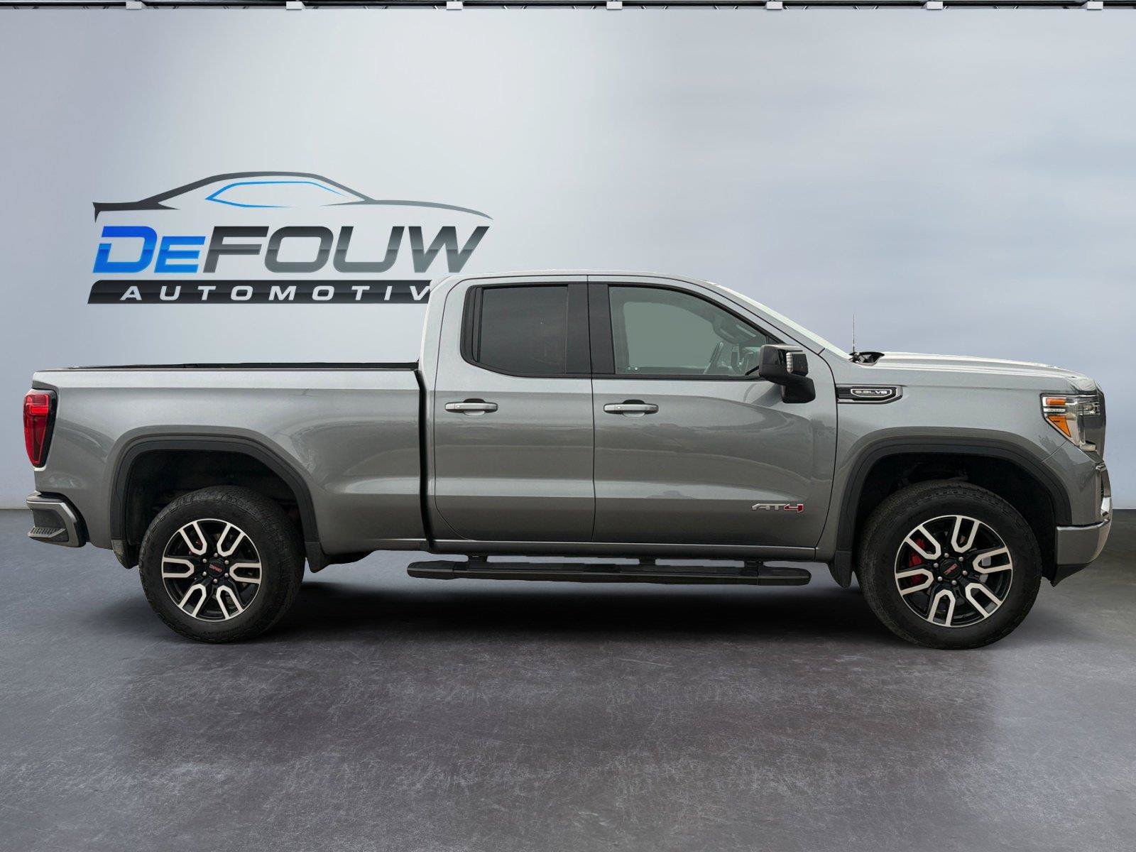Used 2019 GMC Sierra 1500 AT4 w/ Driver Alert Package I AWD/4WD image 2