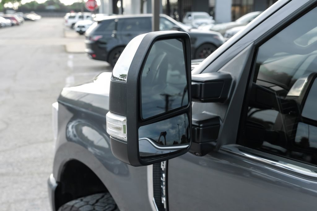 Used 2021 Ford F250 Platinum w/ FX4 Off-Road Package image 50
