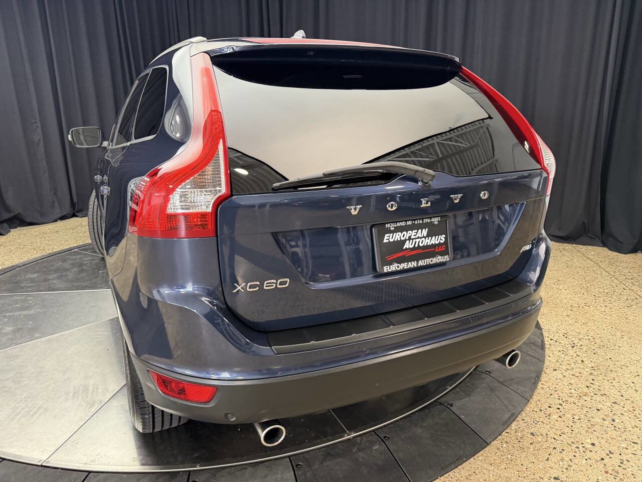 Used 2012 Volvo XC60 3.2 Premier Plus AWD/4WD image 10