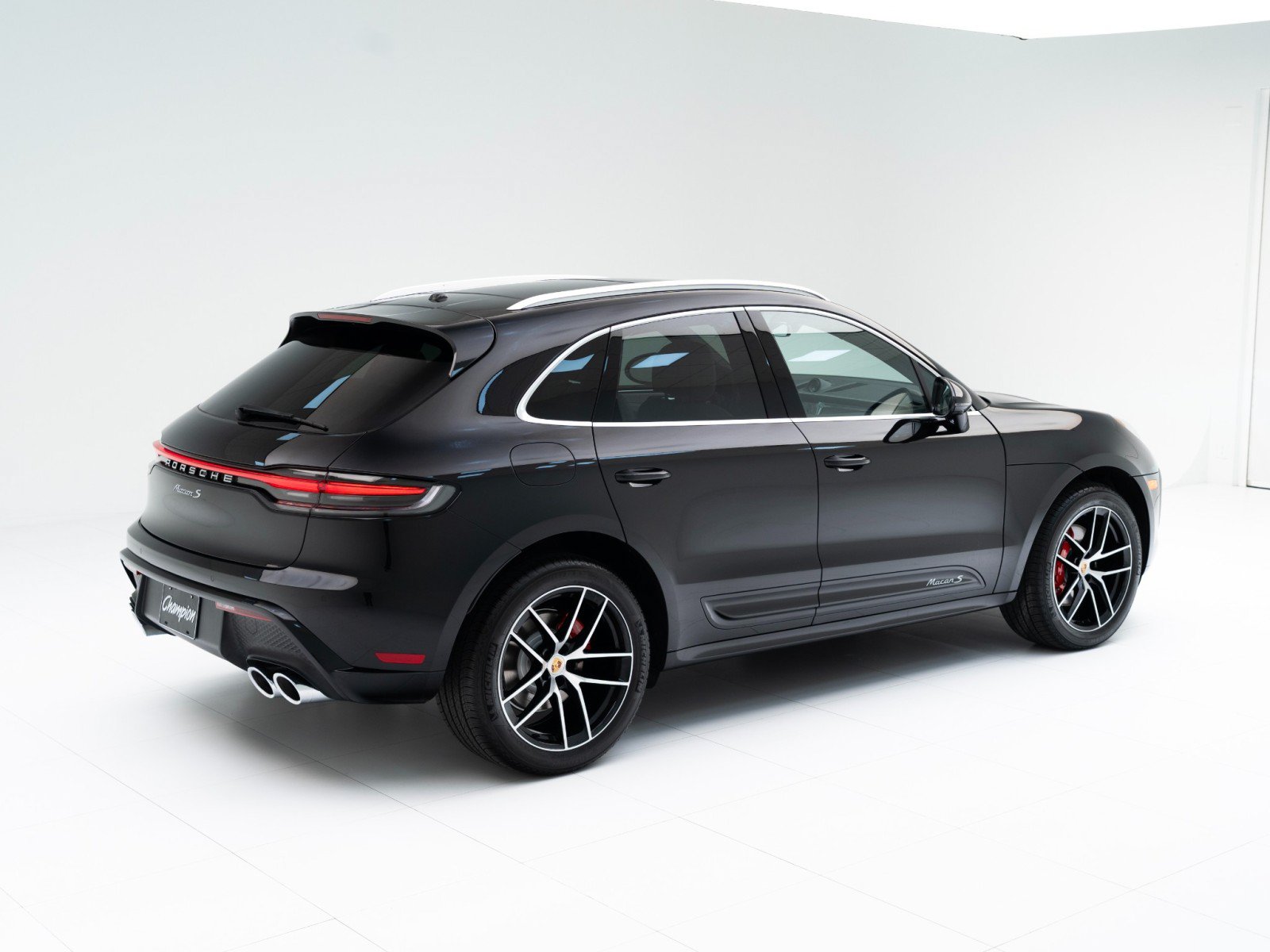 New 2026 Porsche Macan S AWD/4WD image 9