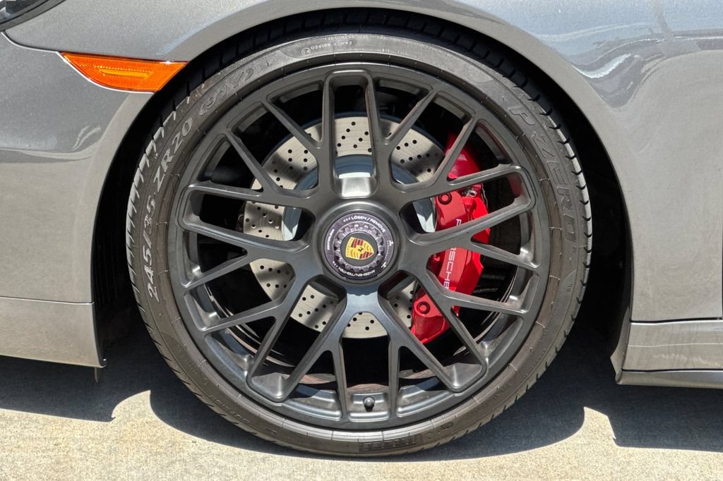 Used 2016 Porsche 911 Carrera GTS RWD image 32