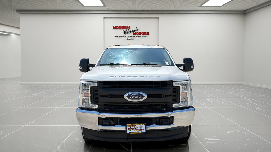 Used 2019 Ford F350 XL w/ Power Equipment Group AWD/4WD image 8