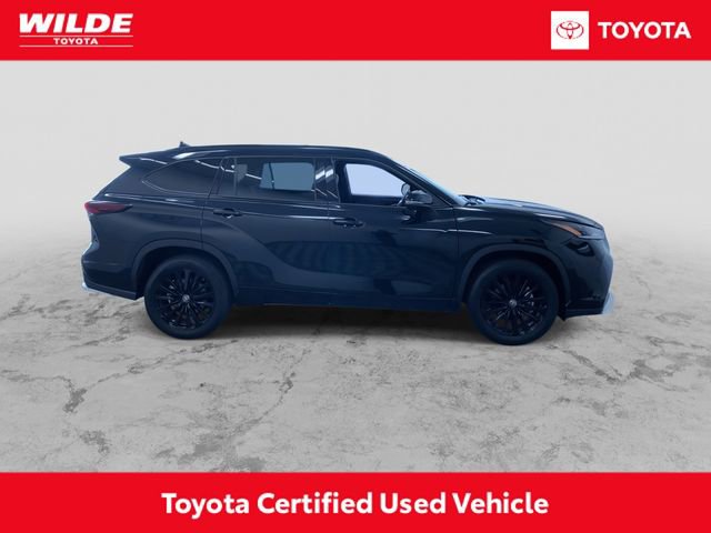 Certified 2025 Toyota Highlander XSE AWD/4WD image 2