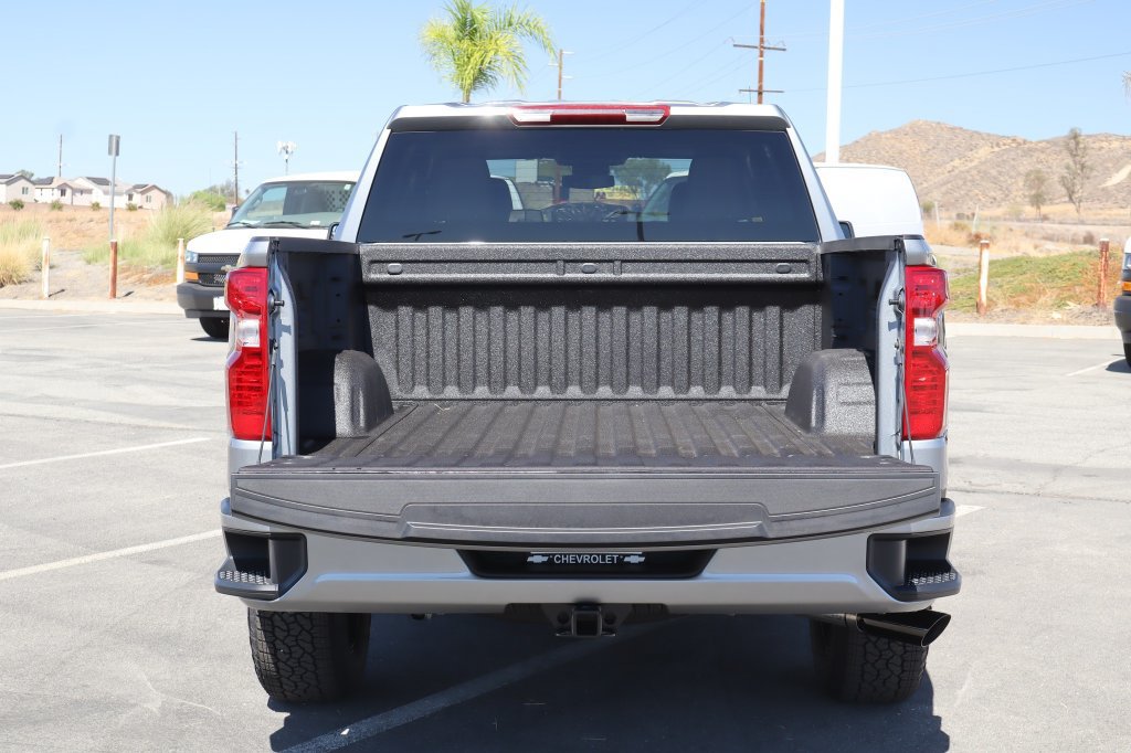 New 2026 Chevrolet Silverado 1500 Custom w/ Turbomax Blackout Package AWD/4WD image 37