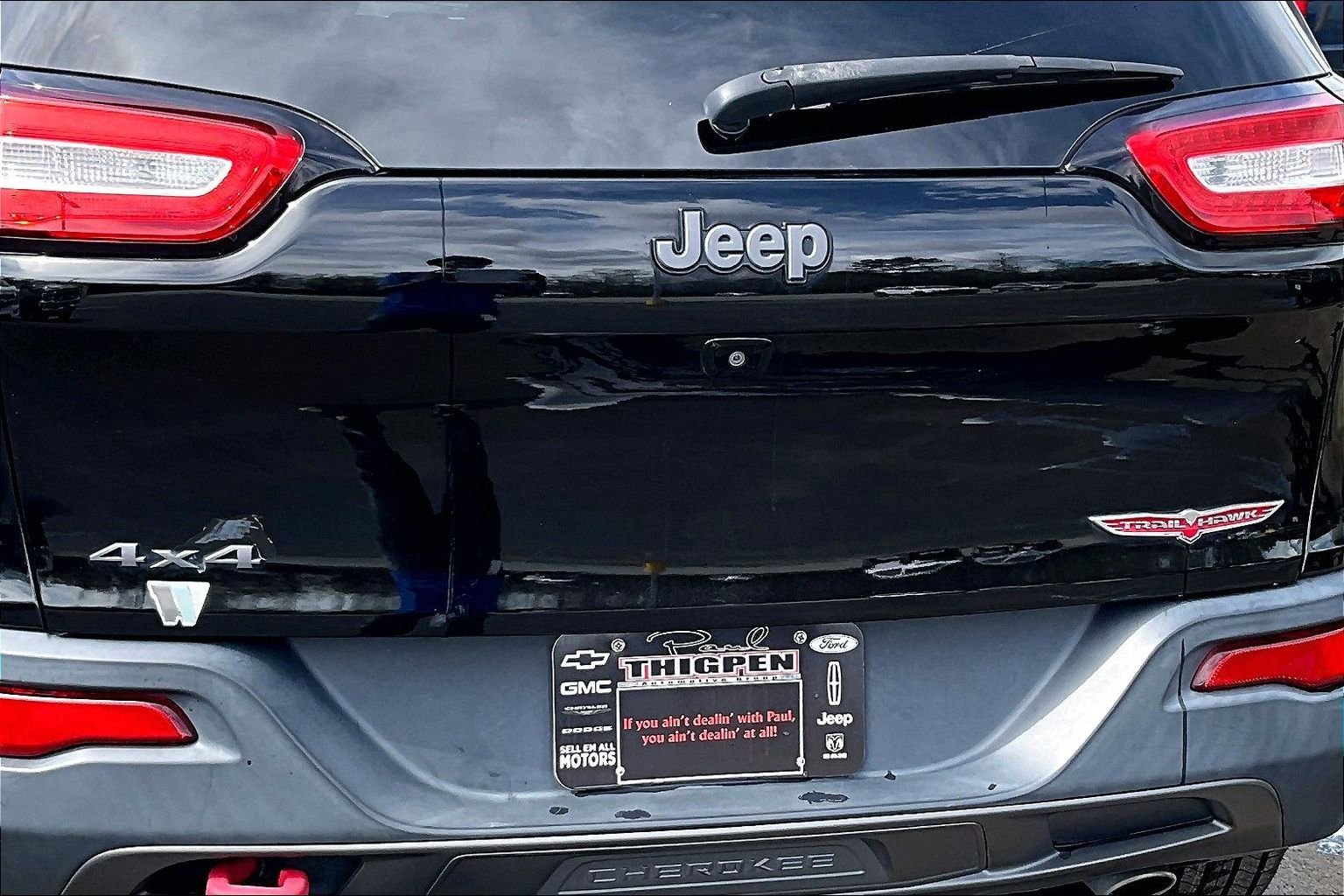 Used 2017 Jeep Cherokee Trailhawk w/ Cold Weather Group image 24