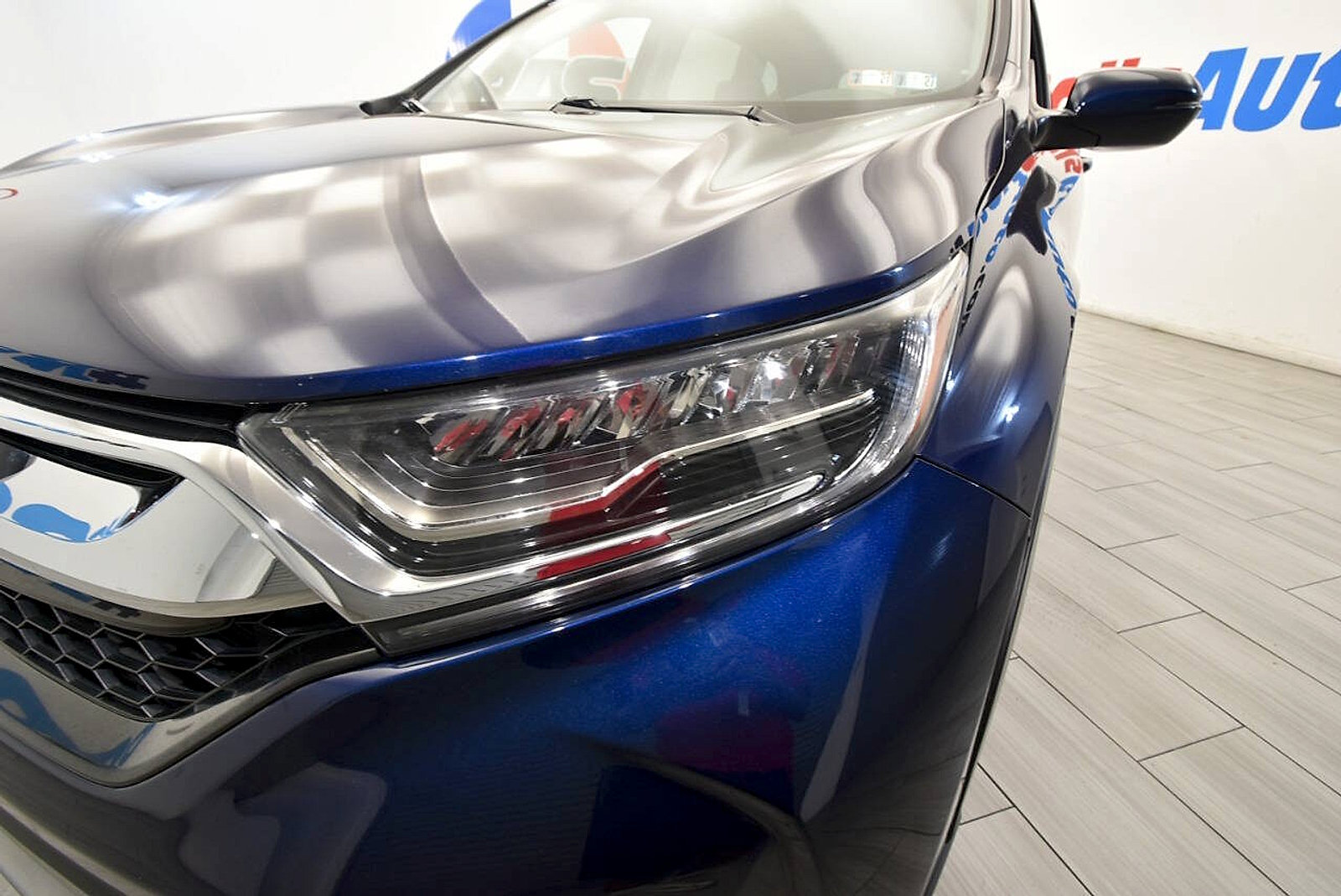 Used 2019 Honda CR-V Touring image 9