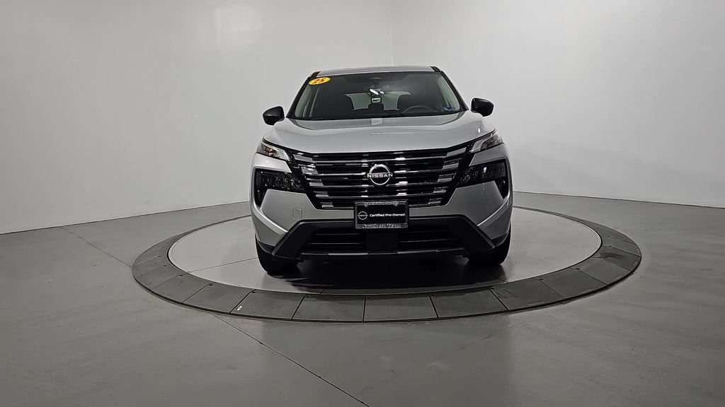Certified 2025 Nissan Rogue S AWD/4WD image 10
