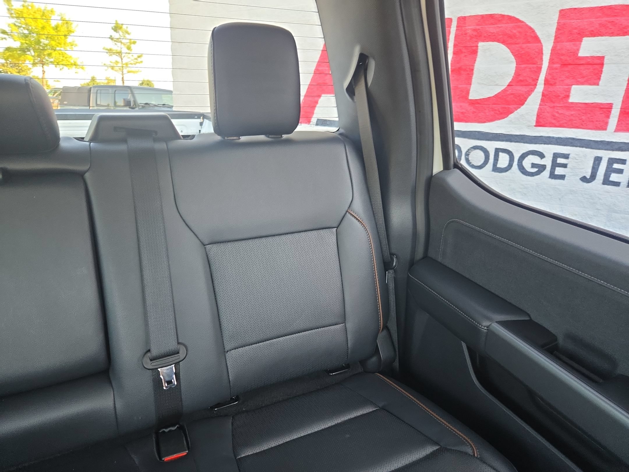 Used 2026 Ford F250 Lariat AWD/4WD image 14