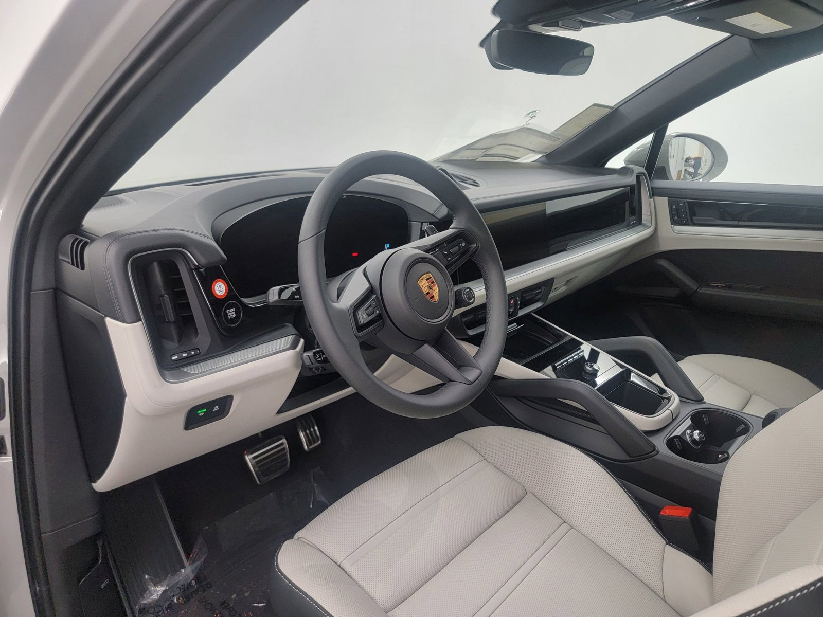New 2025 Porsche Cayenne S image 3