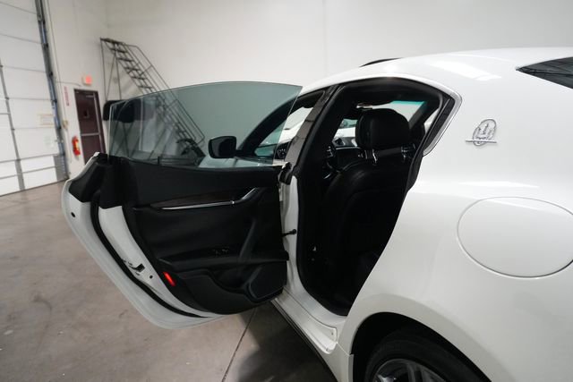 Used 2014 Maserati Ghibli RWD image 30
