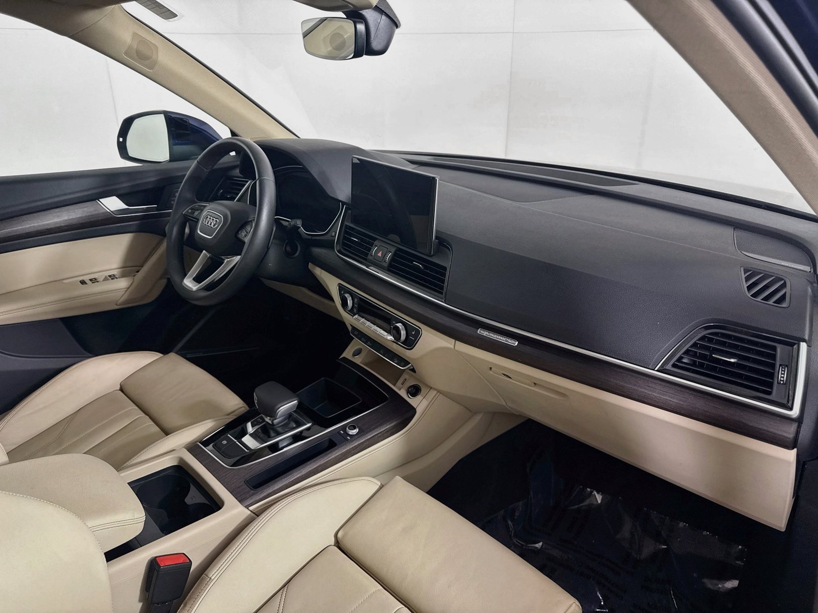 Certified 2024 Audi Q5 2.0T Premium Plus w/ Premium Plus Package AWD/4WD image 28