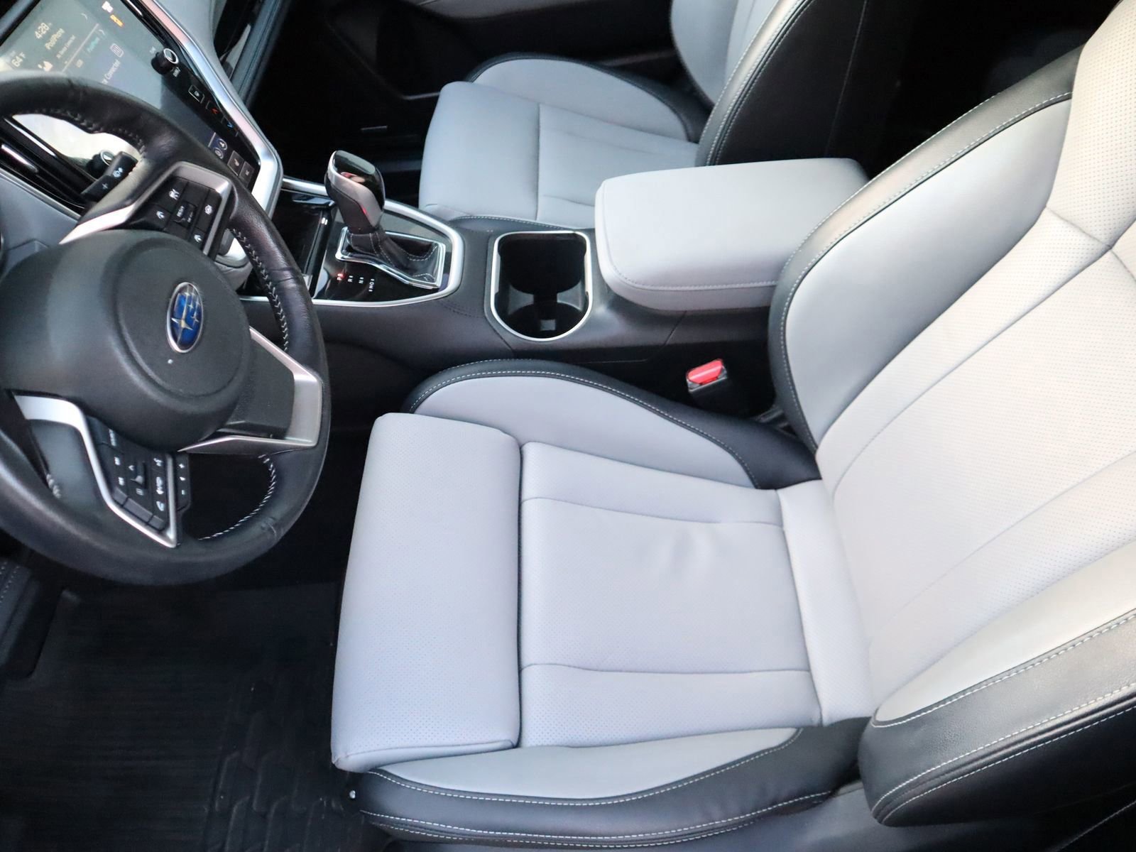 Used 2023 Subaru Outback Limited image 35