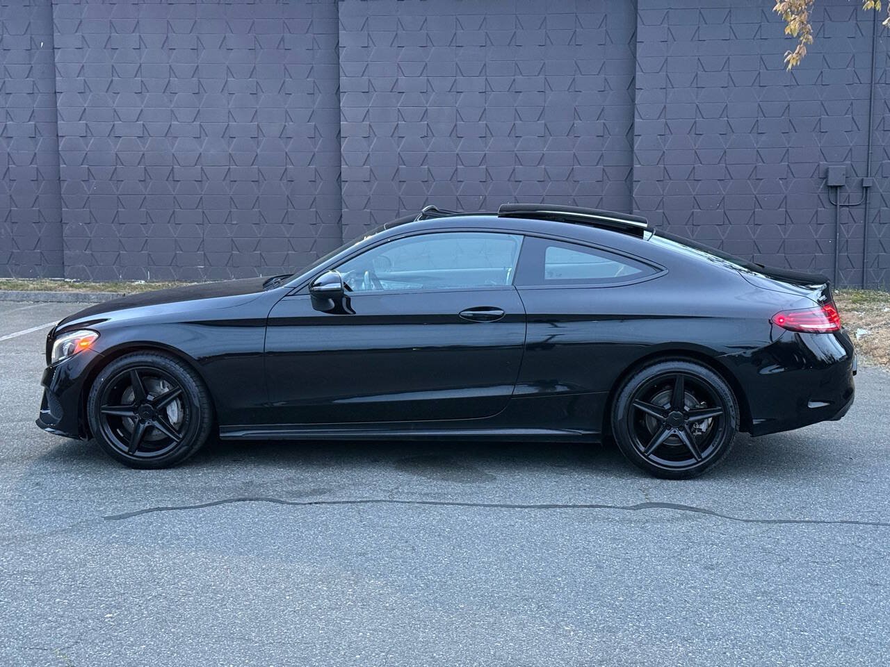 Used 2017 Mercedes-Benz C 300 Coupe image 6