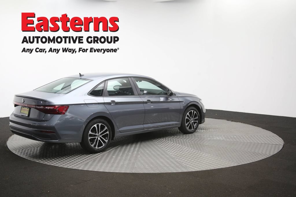 Used 2025 Volkswagen Jetta Sport FWD image 41