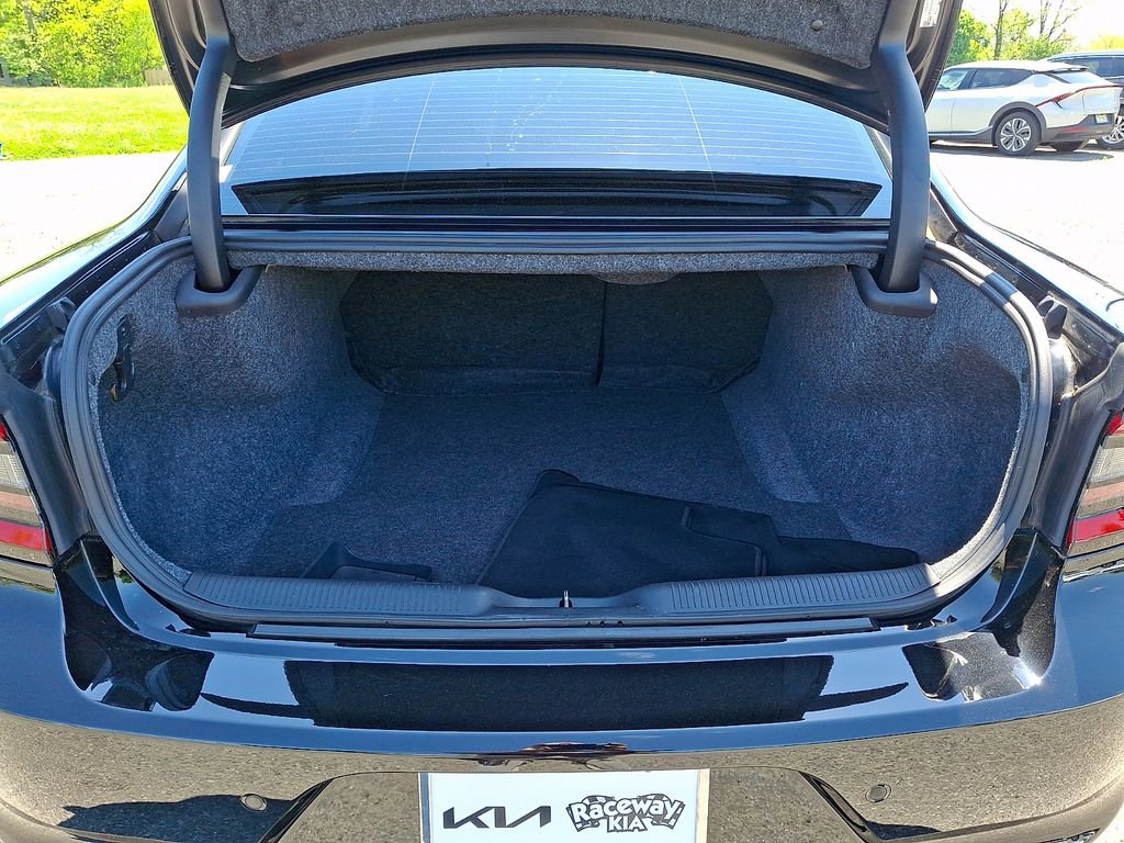 Used 2023 Dodge Charger SXT w/ Blacktop Package AWD/4WD image 30