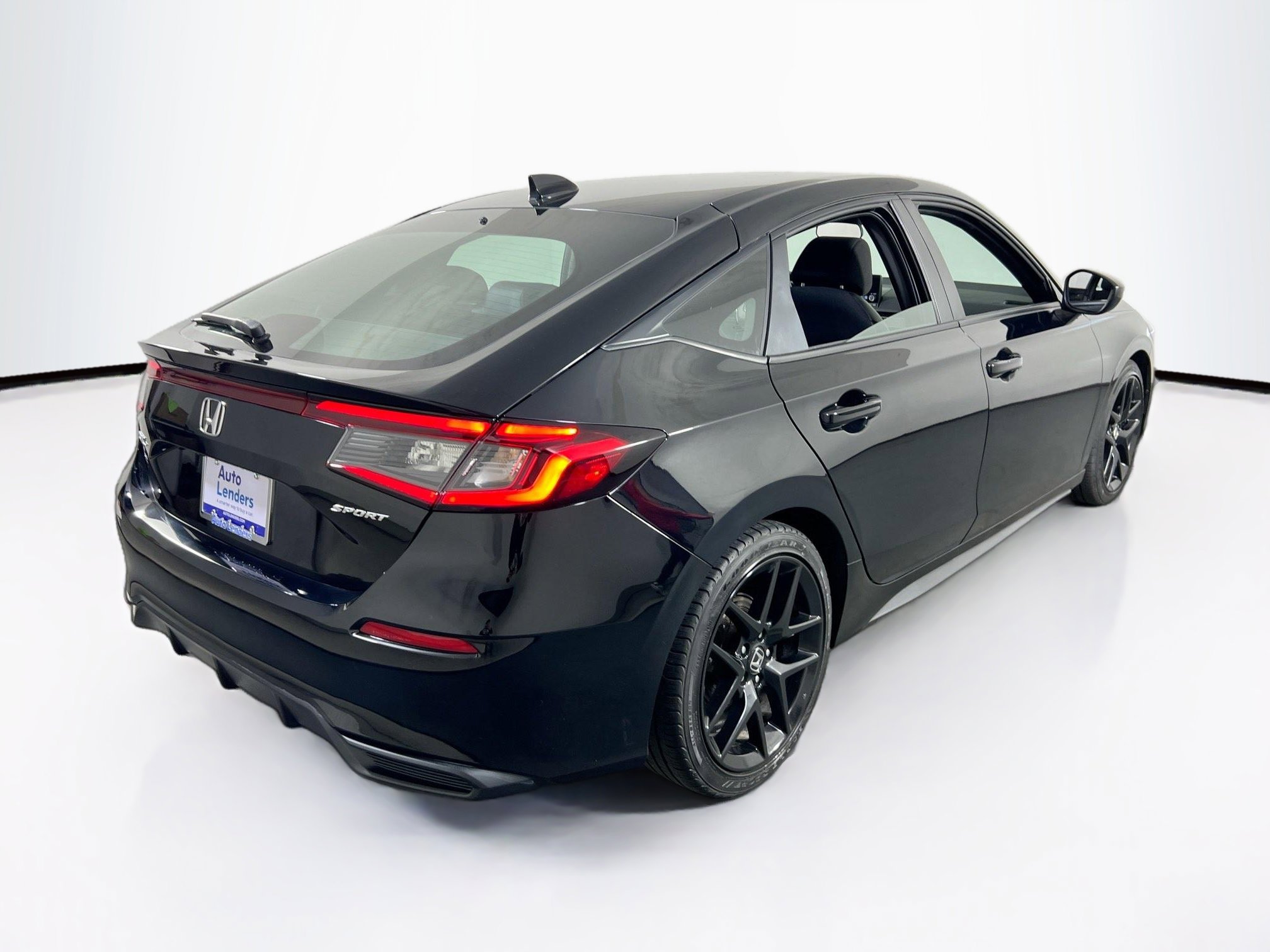 Used 2023 Honda Civic Sport image 5