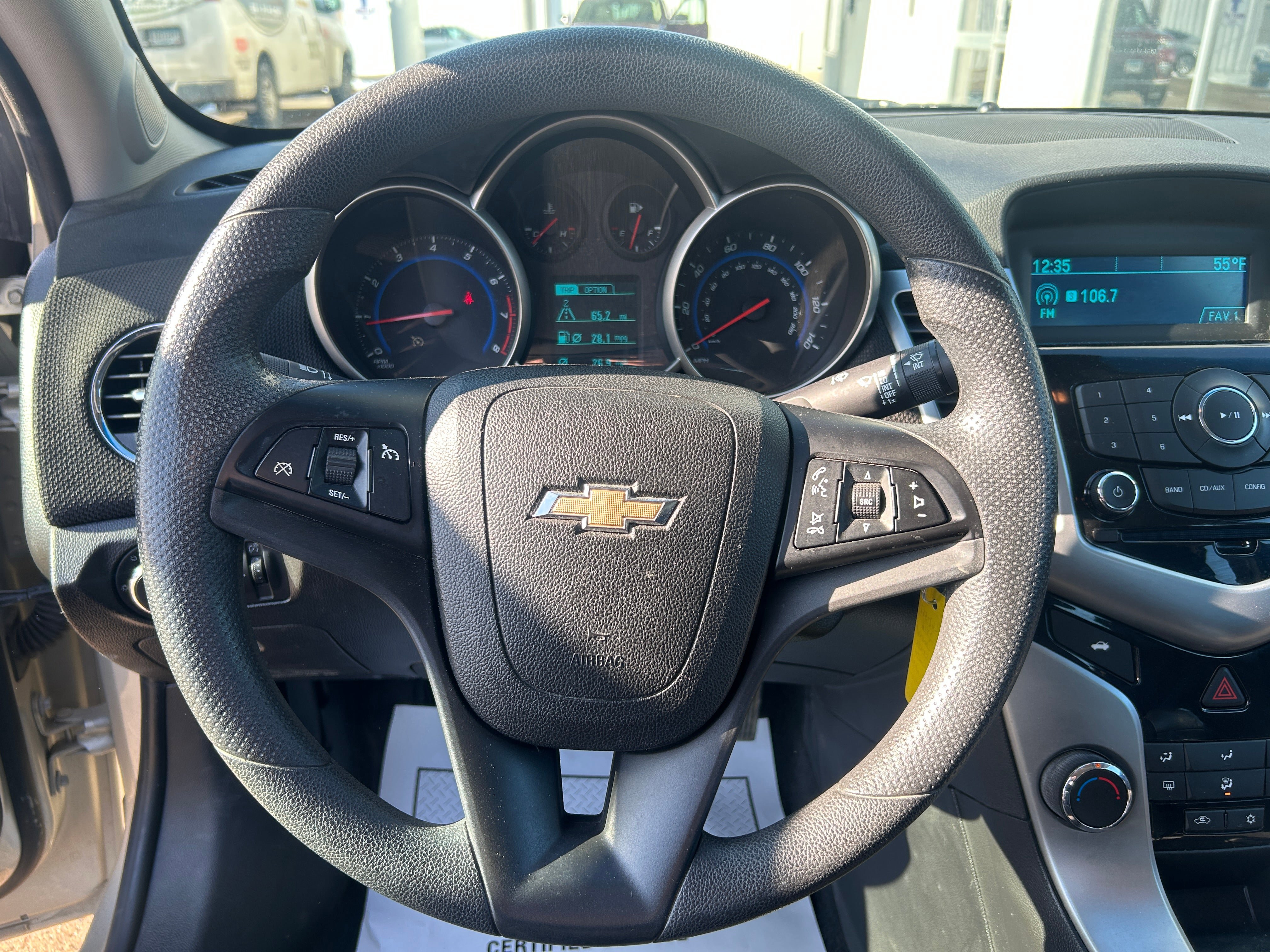 Used 2016 Chevrolet Cruze LT FWD image 19