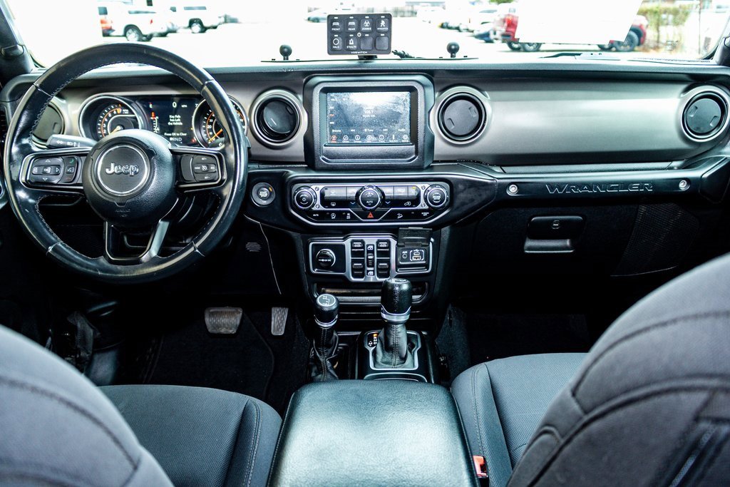 Used 2018 Jeep Wrangler Unlimited Sport S image 11